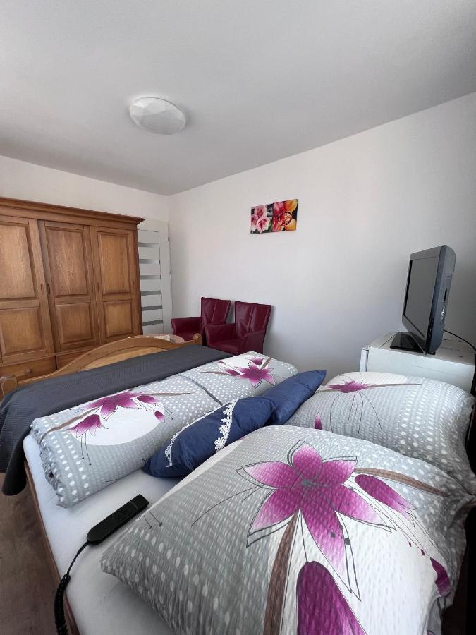 Barka Appartement Ustka Buitenkant foto